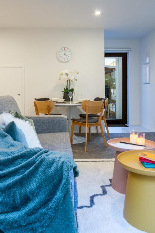 Stylish Home In The Heart Of Christchurch 2 Bed Exterior photo
